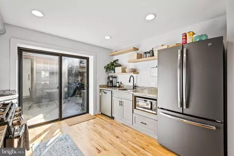 901 S Streeper St, Baltimore, MD 21224 photo 14