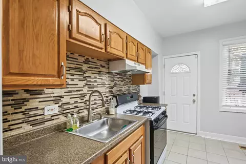3904 Fairfax Rd, Baltimore, MD 21216 photo 16