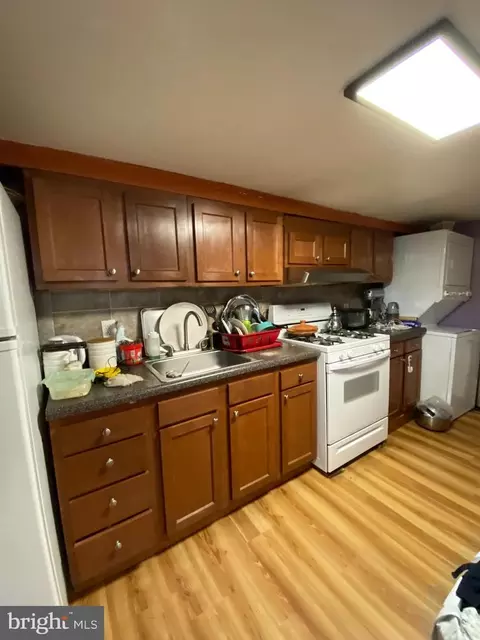 821 Umbra St, Baltimore, MD 21224 photo 8