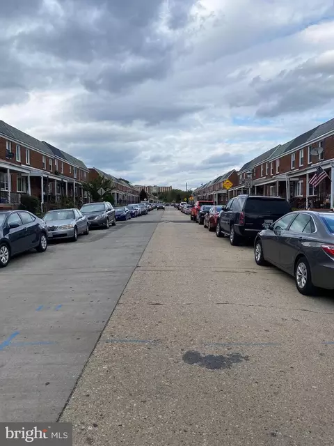 821 Umbra St, Baltimore, MD 21224 photo 2