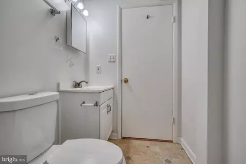 322 N Paca St, Baltimore, MD 21201 photo 20