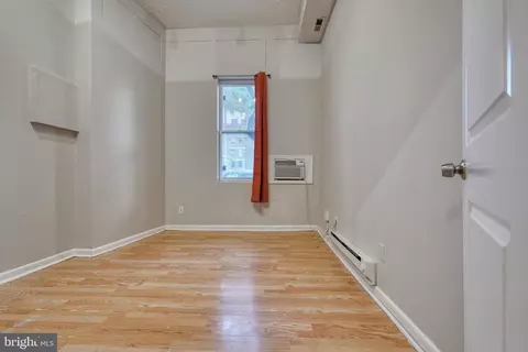 322 N Paca St, Baltimore, MD 21201 photo 5