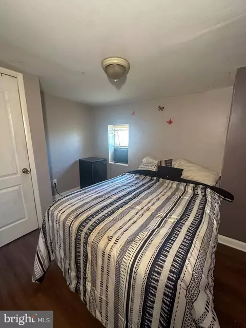 Bedroom - 103 S Monroe St, Baltimore, MD 21223 photo 5 of 6