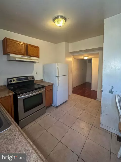 Kitchen - 103 S Monroe St, Baltimore, MD 21223 photo 3 of 3