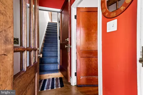 1333 W 40th St, Baltimore, MD 21211 photo 8
