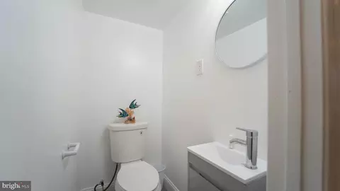 2837 E Federal St, Baltimore, MD 21213 photo 11