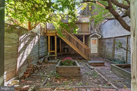 Exterior - 845 S Bond St, Baltimore, MD 21231 photo 9 of 18