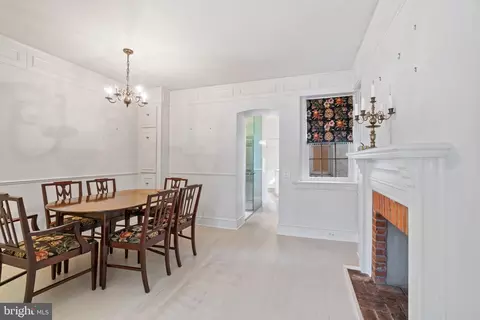 Dining - 845 S Bond St, Baltimore, MD 21231 photo 1 of 2