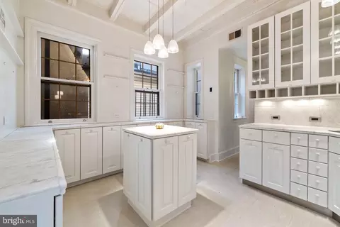 Kitchen - 845 S Bond St, Baltimore, MD 21231 photo 7 of 9