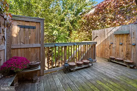 Exterior - 845 S Bond St, Baltimore, MD 21231 photo 15 of 18