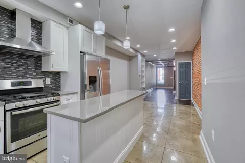 25 E Randall St E, Baltimore, MD 21230 photo 13