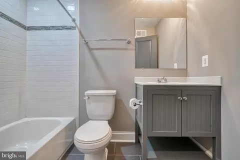 25 E Randall St E, Baltimore, MD 21230 photo 36