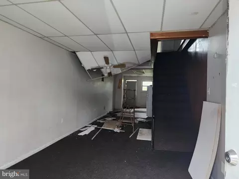 1836 Hope St, Baltimore, MD 21202 photo 2