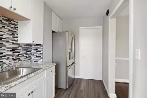 4248 Elsa Ter, Baltimore, MD 21211 photo 10