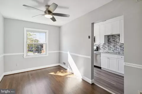 4248 Elsa Ter, Baltimore, MD 21211 photo 8