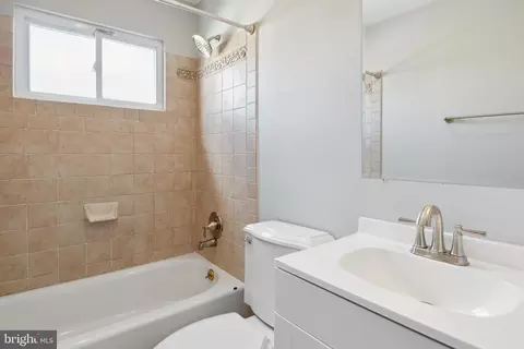 4248 Elsa Ter, Baltimore, MD 21211 photo 19