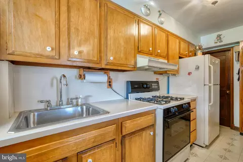 4131 Shannon Dr, Baltimore, MD 21213 photo 29