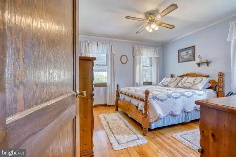 4131 Shannon Dr, Baltimore, MD 21213 photo 34