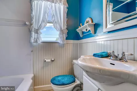 4131 Shannon Dr, Baltimore, MD 21213 photo 44