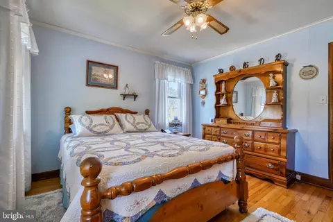 4131 Shannon Dr, Baltimore, MD 21213 photo 36