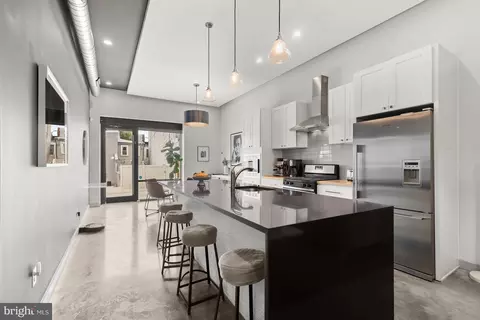 1112 S Highland Ave, Baltimore, MD 21224