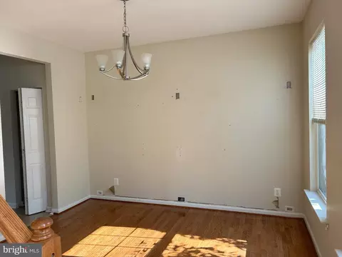 5406 Parkside Pl, Baltimore, MD 21206 photo 8