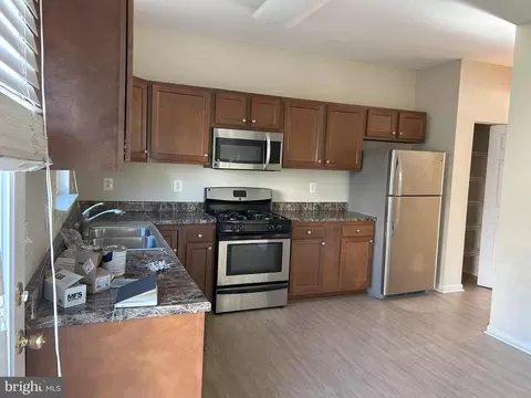 5406 Parkside Pl, Baltimore, MD 21206 photo 6