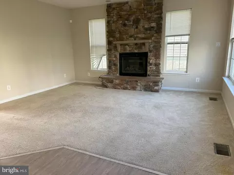5406 Parkside Pl, Baltimore, MD 21206 photo 9