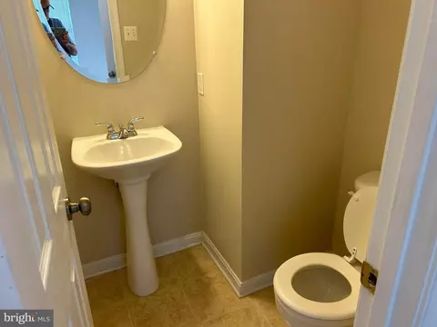 5406 Parkside Pl, Baltimore, MD 21206 photo 34