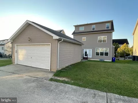 5406 Parkside Pl, Baltimore, MD 21206 photo 4