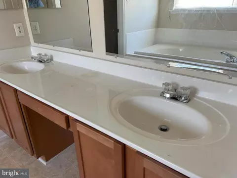 5406 Parkside Pl, Baltimore, MD 21206 photo 13