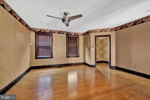 4348 Shamrock Ave, Baltimore, MD 21206 photo 4