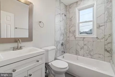 866 Whitmore Ave, Baltimore, MD 21216 photo 7
