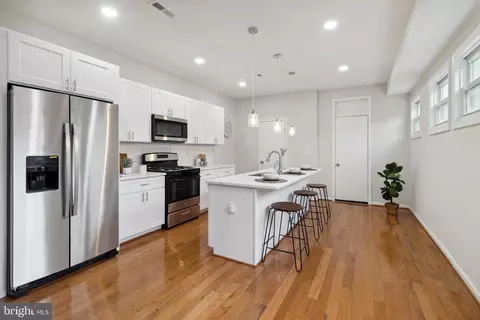 866 Whitmore Ave, Baltimore, MD 21216