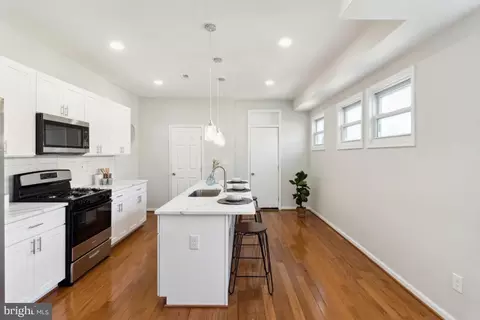 866 Whitmore Ave, Baltimore, MD 21216 photo 3