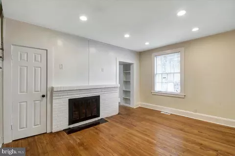 3914 Greenmount Ave, Baltimore, MD 21218 photo 3