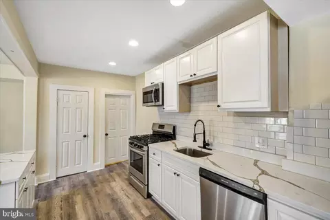 3914 Greenmount Ave, Baltimore, MD 21218 photo 11