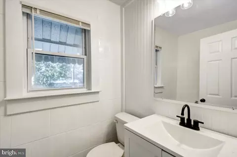 3914 Greenmount Ave, Baltimore, MD 21218 photo 17