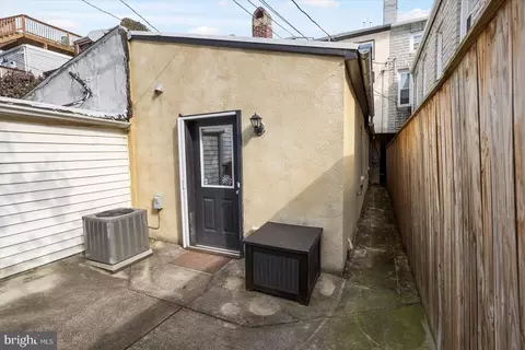 314 S Wolfe St, Baltimore, MD 21231 photo 35