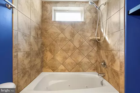 314 S Wolfe St, Baltimore, MD 21231 photo 25
