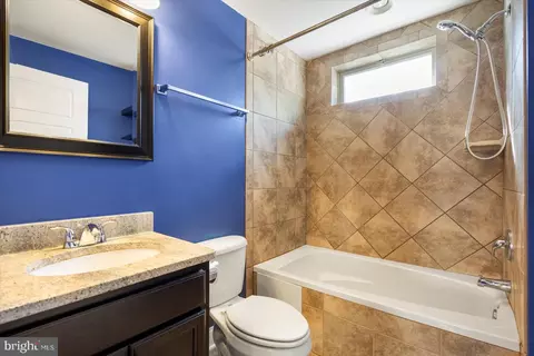 314 S Wolfe St, Baltimore, MD 21231 photo 23