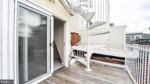 213 E Cross St, Baltimore, MD 21230 photo 30