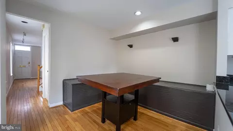 213 E Cross St, Baltimore, MD 21230 photo 17