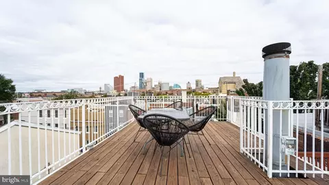 213 E Cross St, Baltimore, MD 21230 photo 7