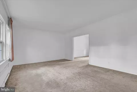3301 Barrington Rd, Baltimore, MD 21215 photo 8