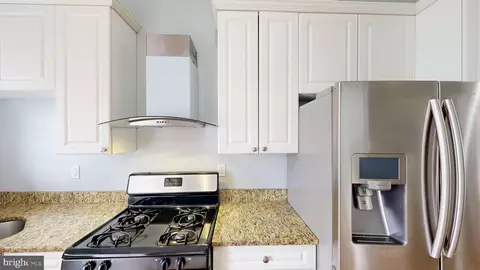 1826 N Caroline St, Baltimore, MD 21213 photo 7