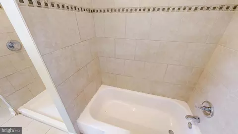 1826 N Caroline St, Baltimore, MD 21213 photo 43