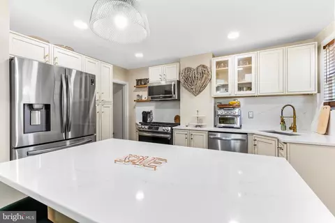 2214 Hamilton Ave, Baltimore, MD 21214 photo 19