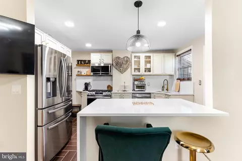 2214 Hamilton Ave, Baltimore, MD 21214 photo 17