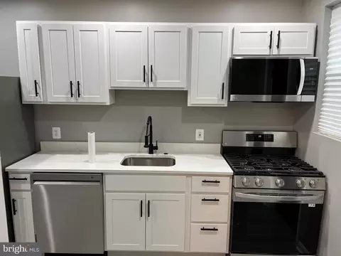 2810 Erdman Ave, Baltimore, MD 21213 photo 9